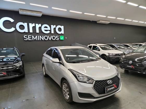 HYUNDAI HB20S 1.6 COMFORT PLUS 16V FLEX 4P AUTOMÁTICO